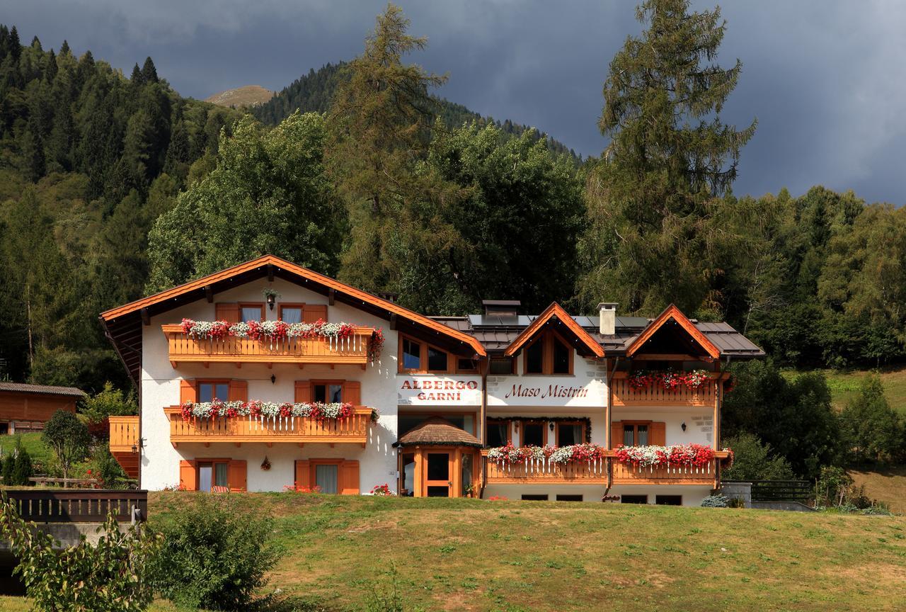 Albergo Garni Maso Mistrin Madonna di Campiglio Exterior photo